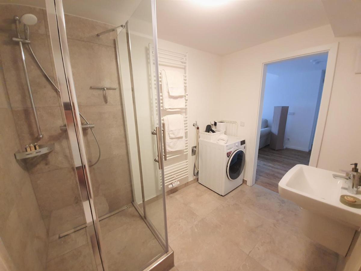 Pb Ferienwohnungen - Fewo 1 - Stilvoll Eingerichtetes Apartment Im Herzen Senftenbergs Exterior foto