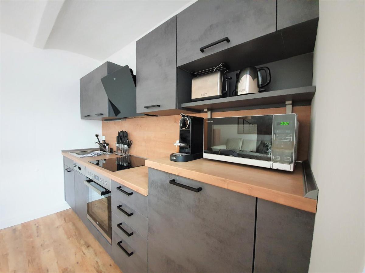 Pb Ferienwohnungen - Fewo 1 - Stilvoll Eingerichtetes Apartment Im Herzen Senftenbergs Exterior foto